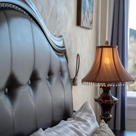 Palace Queen Mary I Luxury Pensionat Split