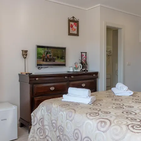 Konukevi Palace Queen Mary I Luxury Split